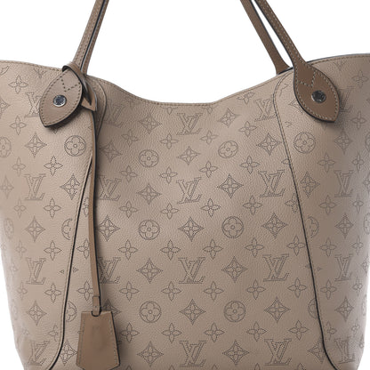 Louis Vuitton Mahina Hina MM Galet 9 of 13