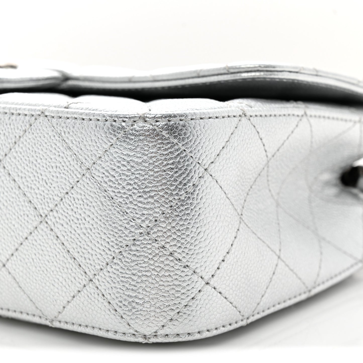 Metallic Caviar Quilted Medium CC Slide Flap Silver