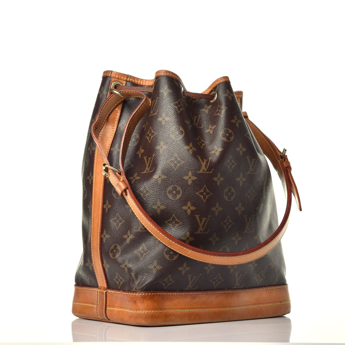 Monogram Noe