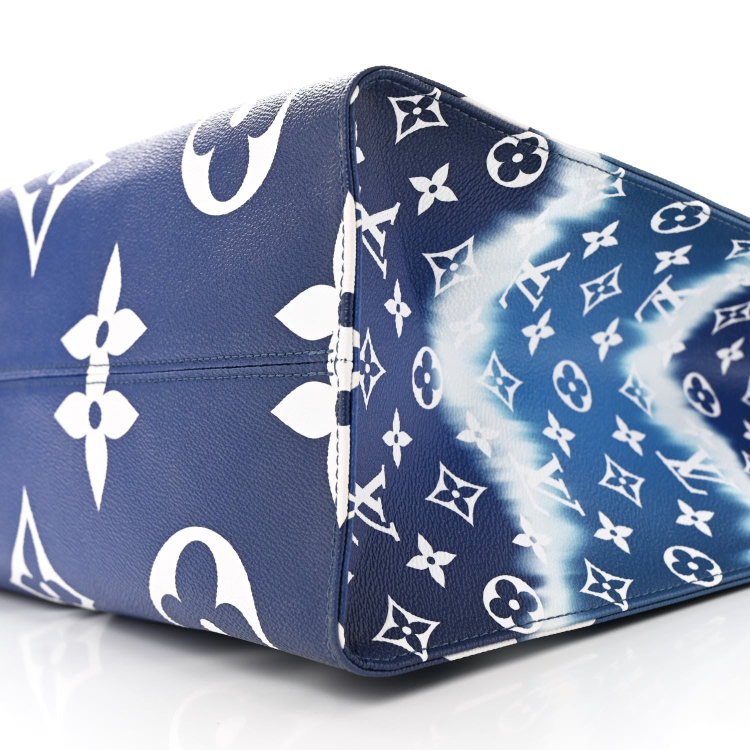 Louis Vuitton Monogram Escale Onthego GM Blue 9 of 12