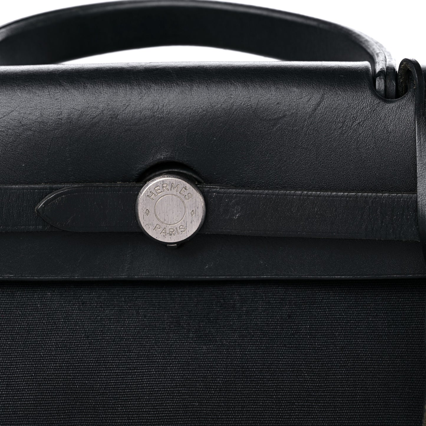 Toile Vache Calfskin Herbag 30 PM Black