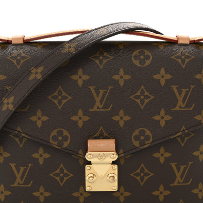Louis Vuitton Monogram Pochette Metis 7 of 14
