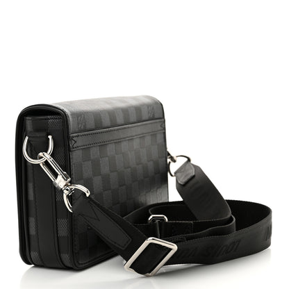 Louis Vuitton Damier Infini 3D Studio Messenger 3 of 13