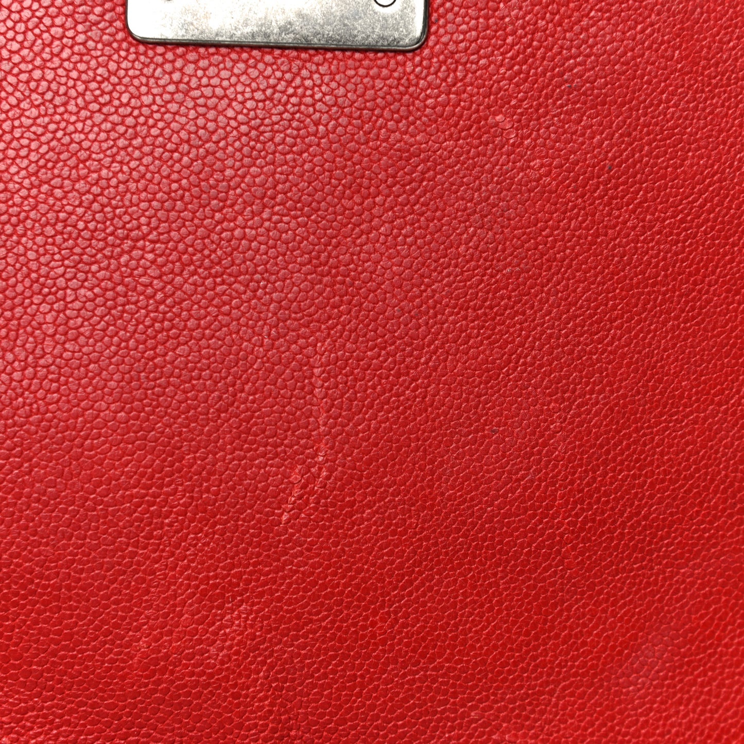 Caviar Quilted Medium Boy Flap Red