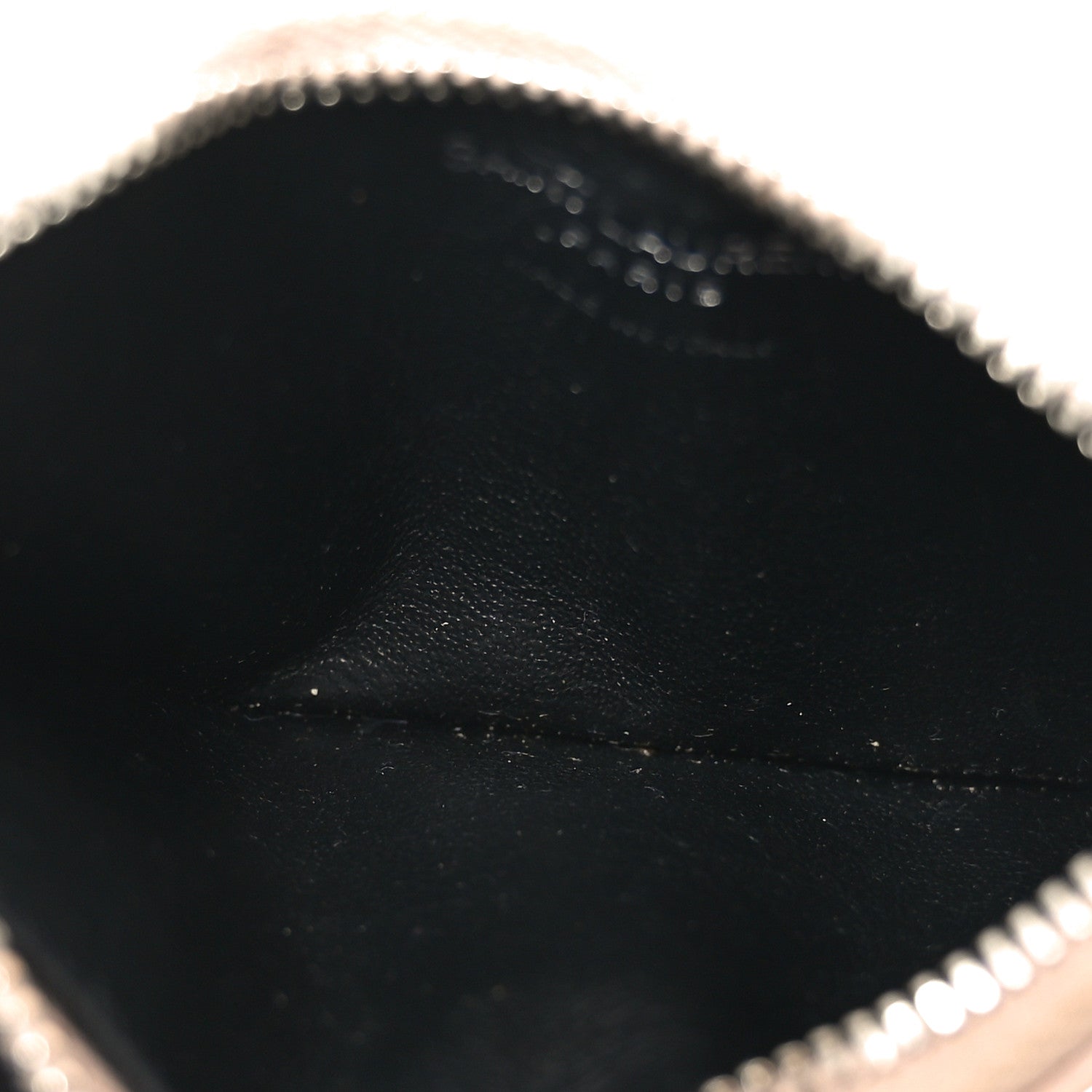 Saint Laurent Grain De Poudre Matelasse Chevron Monogram Fragments Zippered Card Case Marble Pink 5 of 9