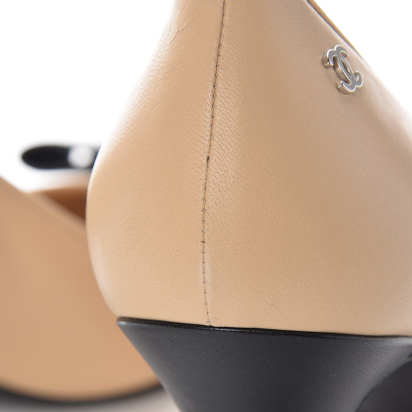 Lambskin Cap Toe Bow Pumps 40 Beige Black
