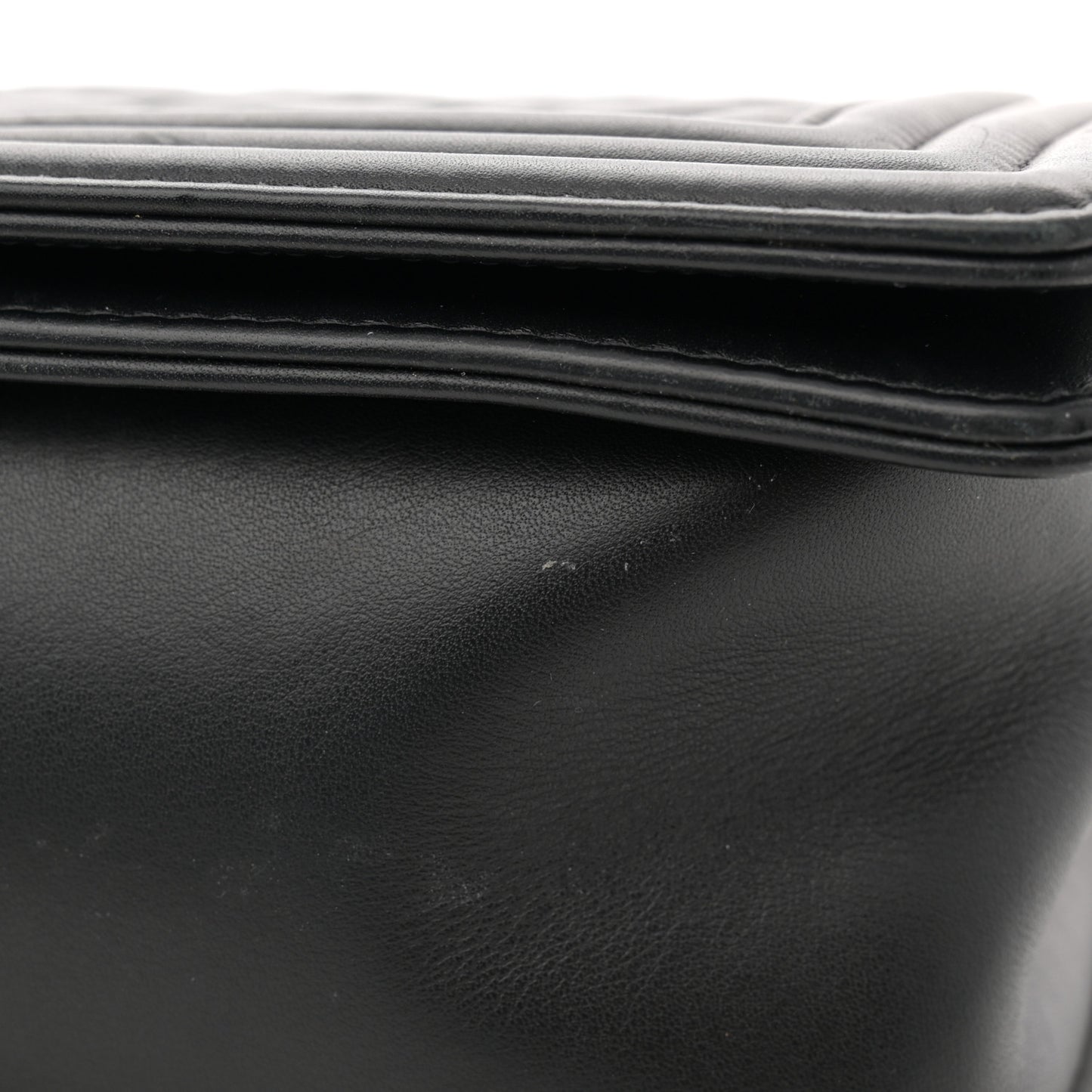 Calfskin Quilted Medium Boy Flap Black