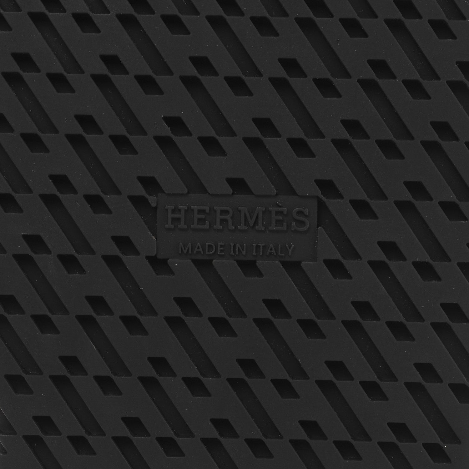 Hermes Suede Goatskin Womens Chypre Sandals Rouge Cinétique 38.5 Rouge Cinétique Gold 8 of 10