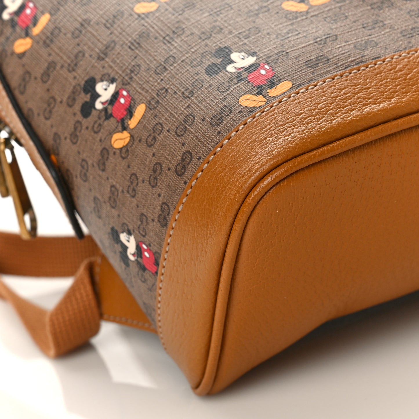 X DISNEY Mini Vintage GG Supreme Monogram Mickey Mouse Small Dome Backpack Beige Vintage Sun Oil