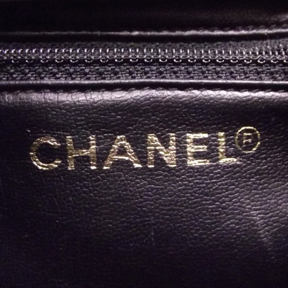 Chanel Caviar N/S Cross Body Bag 8 of 10