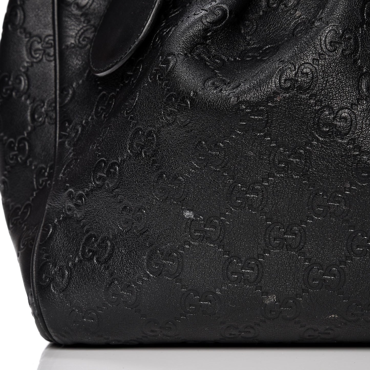 Guccissima Vitello Tender Large Sukey Tote Black