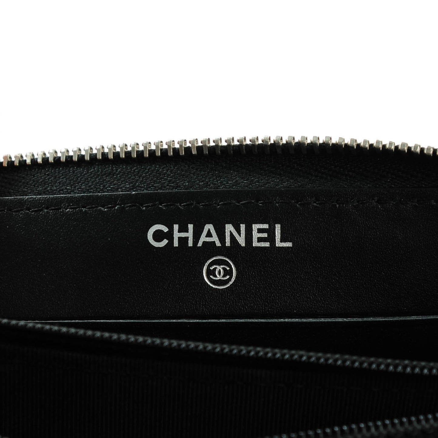 Caviar Quilted Small Zip Around Wallet Black