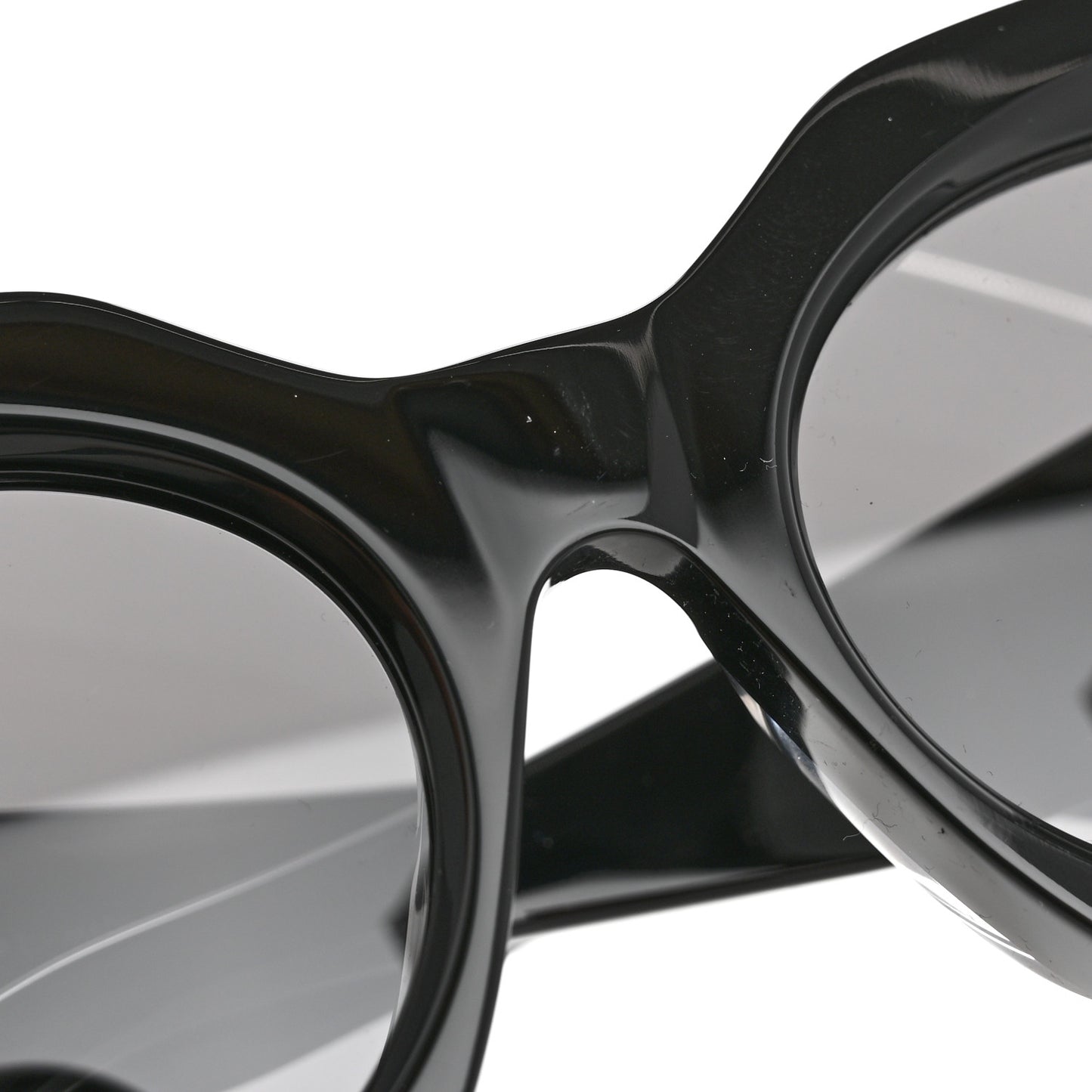 Acetate Bold 3 Dots Sunglasses CL40277F Black