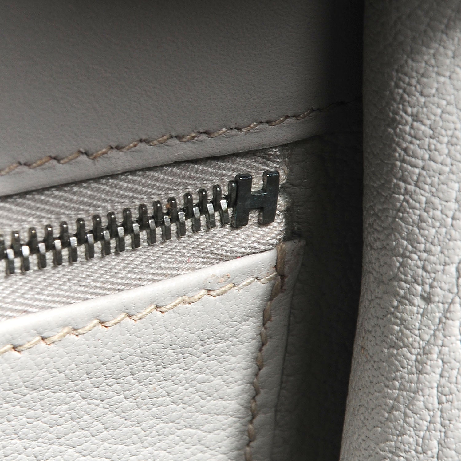 Hermes Box Kelly Sellier 35 Gris Pale 11 of 26