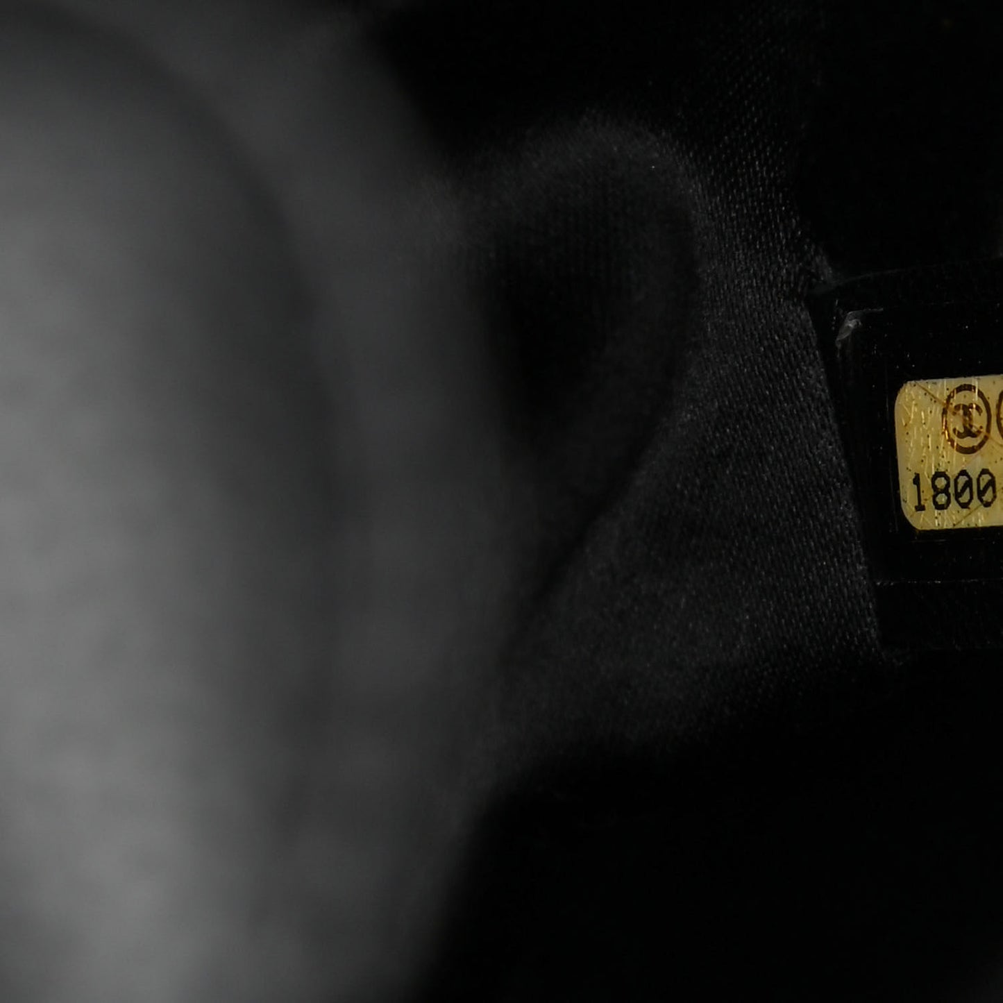 Caviar Quilted Vertical Grand Shopping Tote GST Black