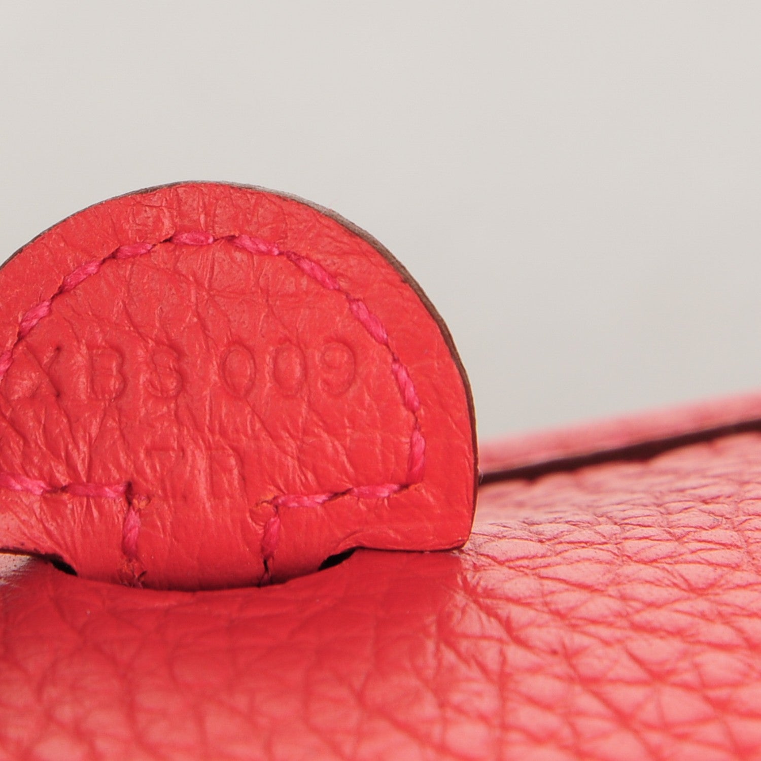 Hermes Taurillon Clemence Evelyne TPM Bougainvillea Rouge Pivoine 5 of 7