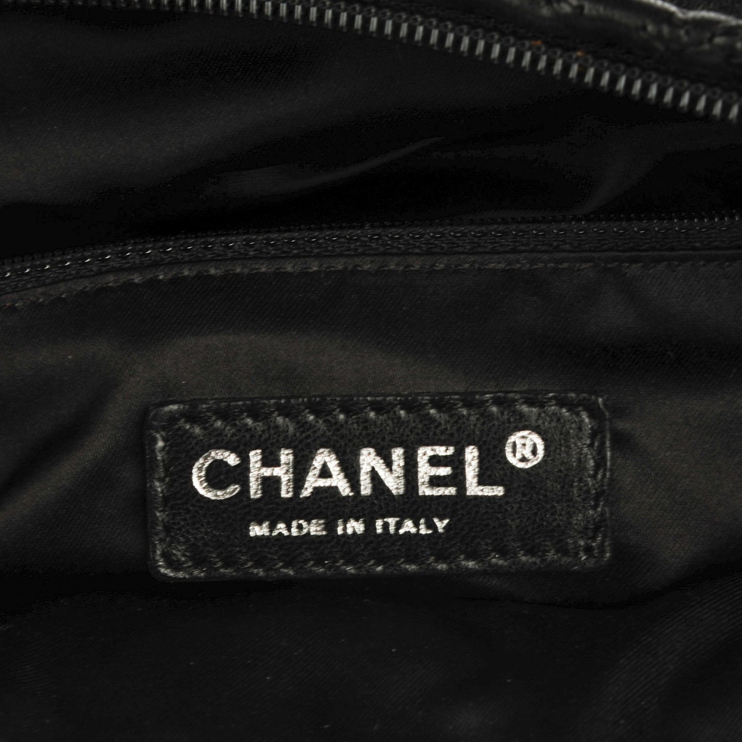 Lambskin Quilted Hidden Chain Hobo Black