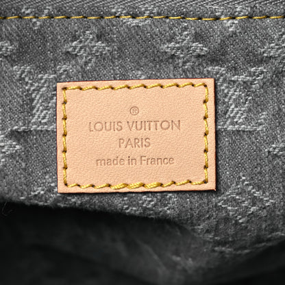 Louis Vuitton Monogram Denim Cosmetic Pouch GM Cloudy Cloudy Grey 6 of 11