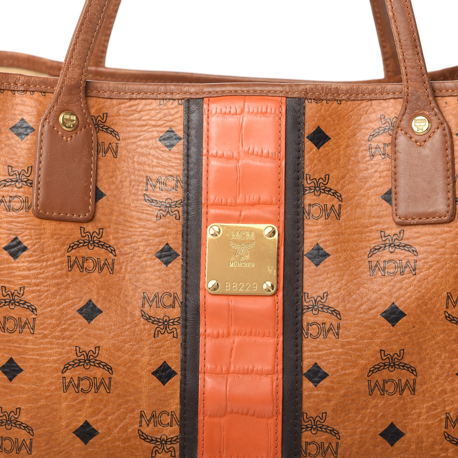 MCM Visetos Crocodile Embossed Medium Liz Shopper Tote Cognac 9 of 10