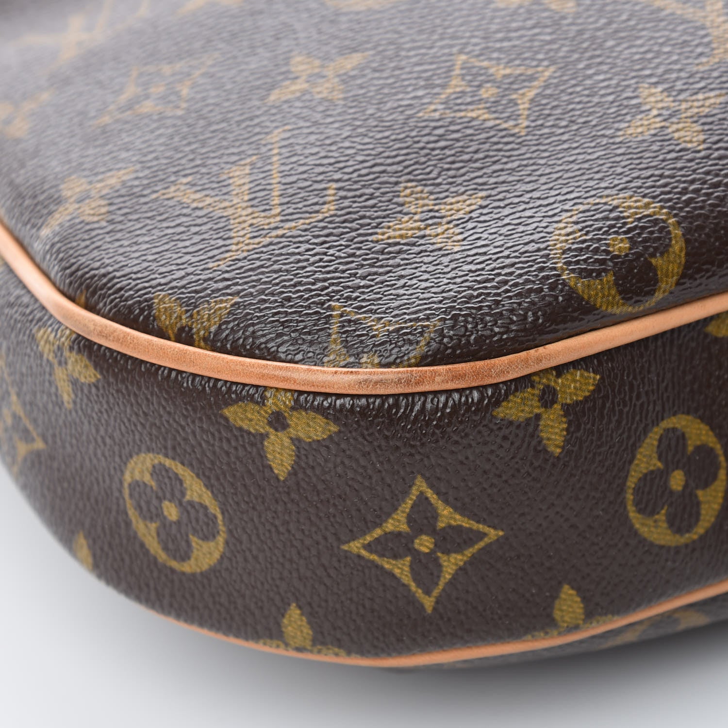 Louis Vuitton Monogram Odeon MM 11 of 13