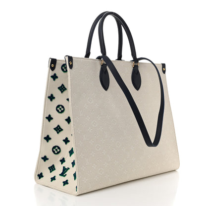 Louis Vuitton Jacquard Embroidered Tufted Monogram Hamptons Onthego GM Blue 3 of 9