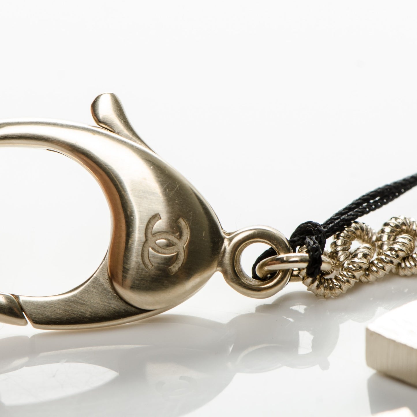 Metal Quilted CC Bag Charm Gold Pearly White