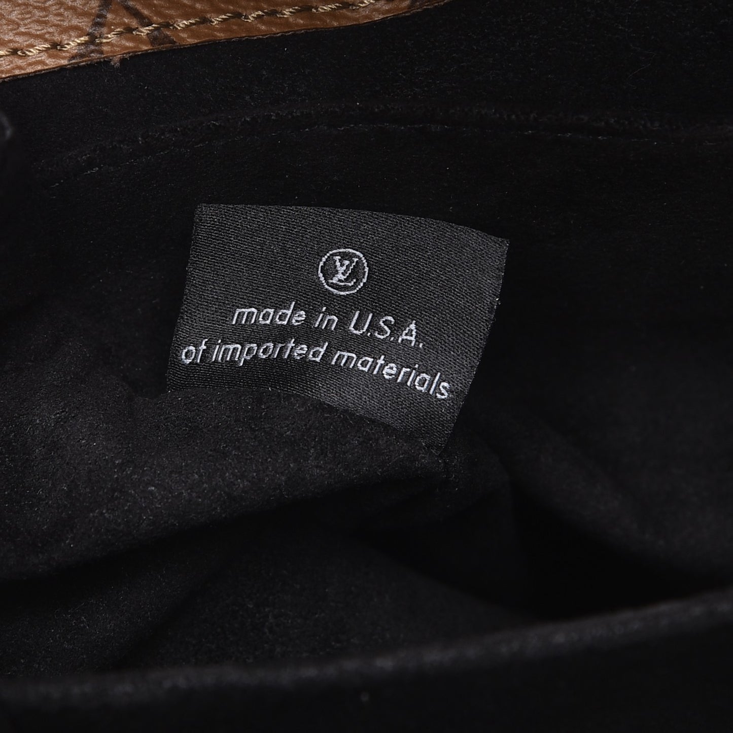 Reverse Monogram Pochette Metis