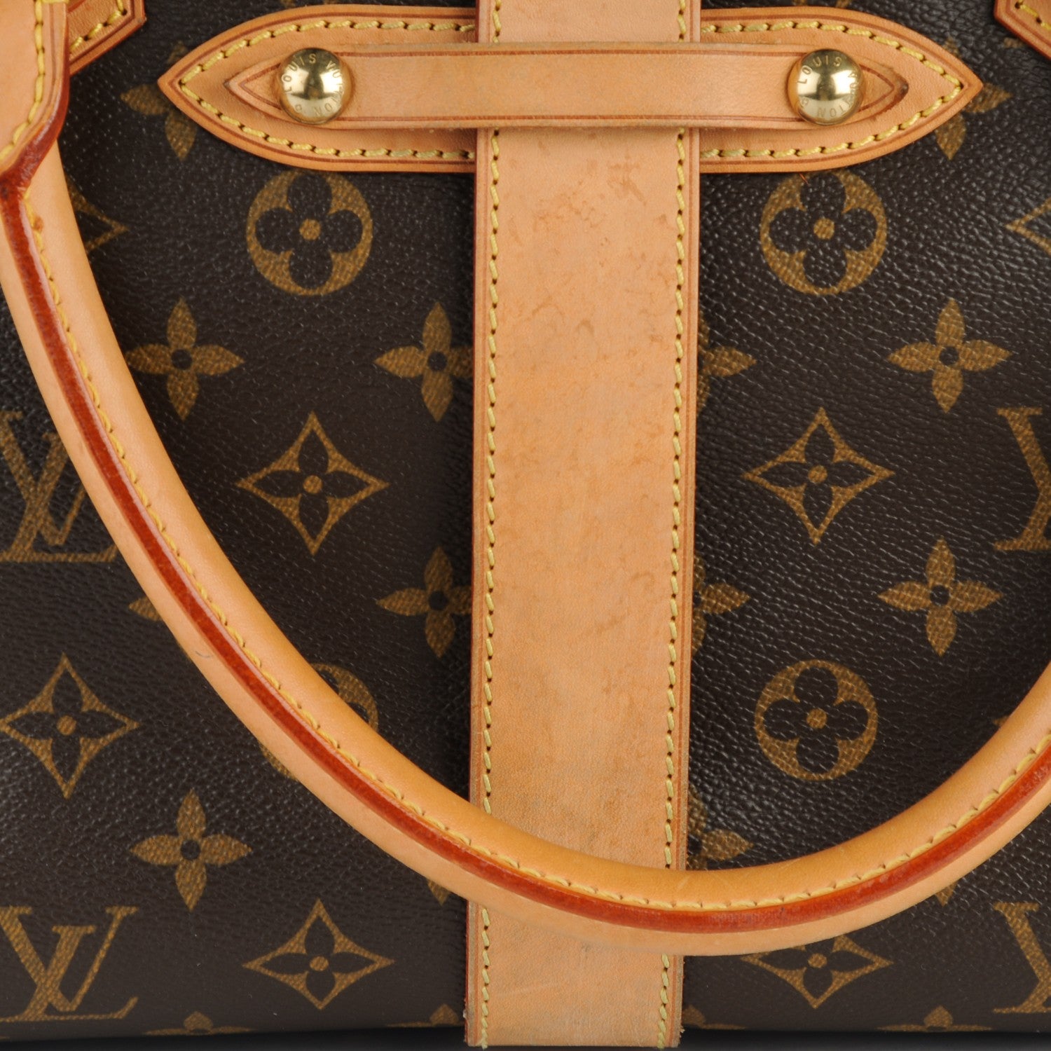 Louis Vuitton Monogram Manhattan GM 8 of 8