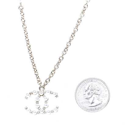 Chanel Crystal Pearl Nefertiti CC Pendant Necklace Gold 5 of 5