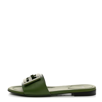Fendi Vitello Cuoio Baguette Flat Slide Sandals 36 Verde 1 of 8
