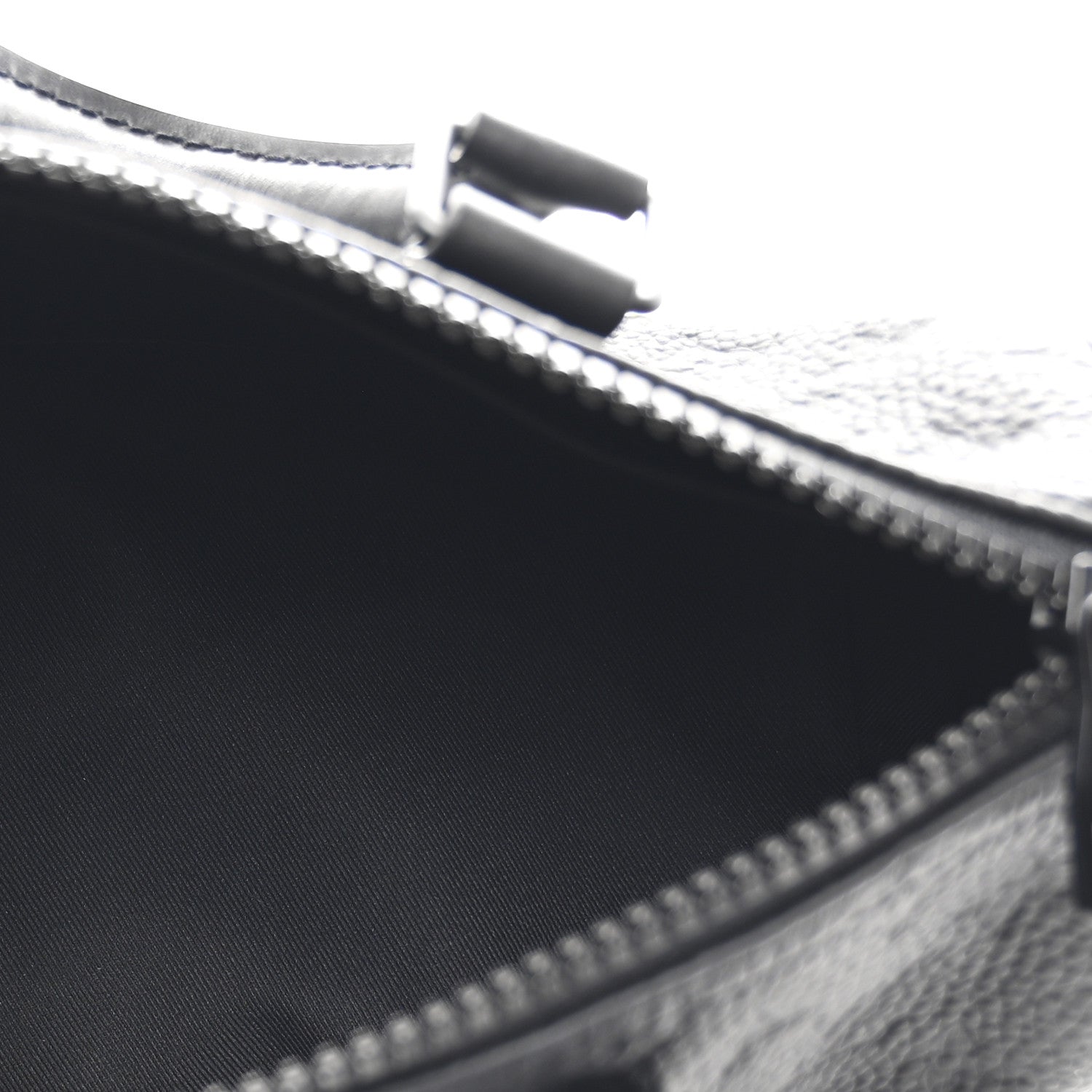 Louis Vuitton Monogram Taurillon Keepall Bandouliere 25 Black Black 5 of 9