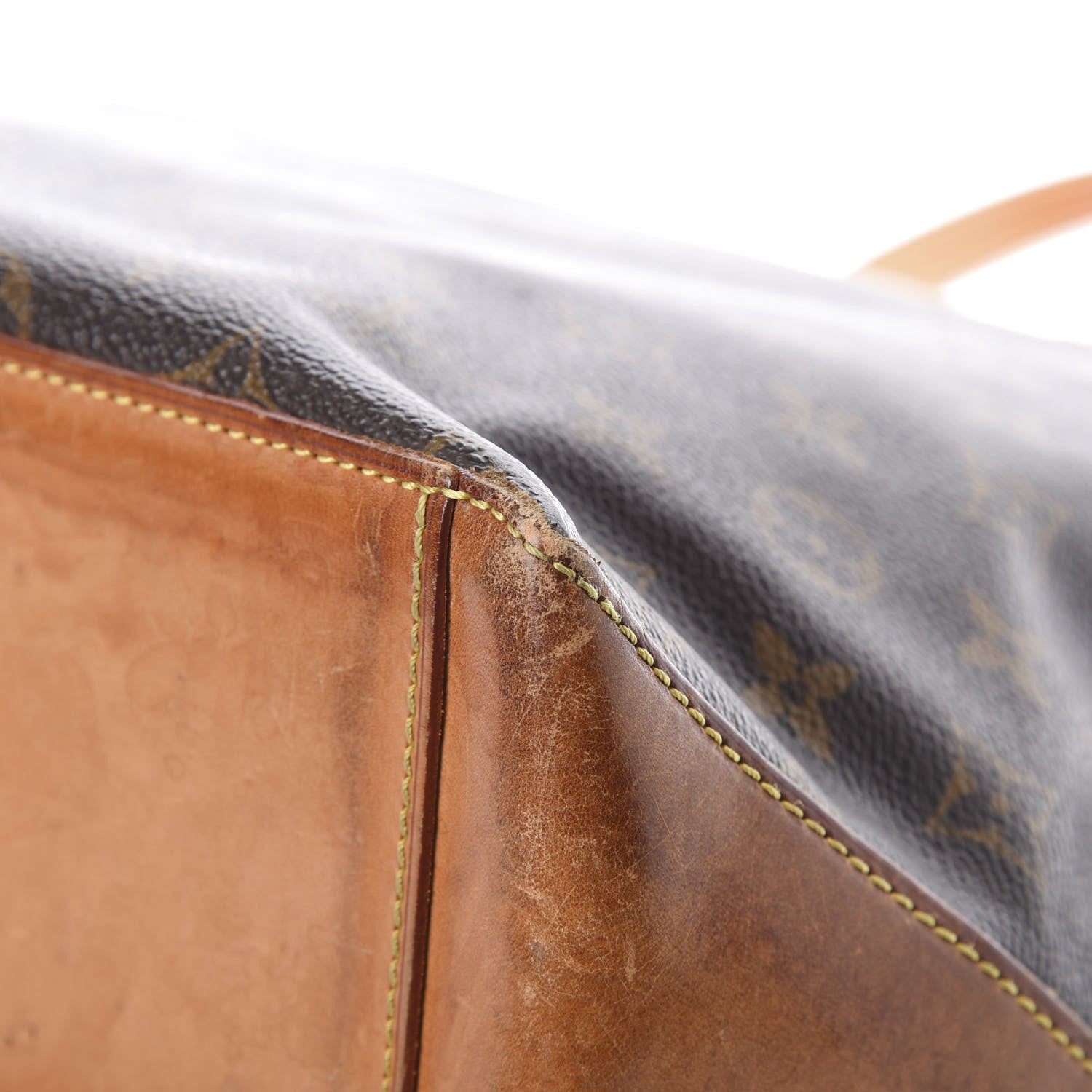 Louis Vuitton Monogram Cabas Mezzo 10 of 18