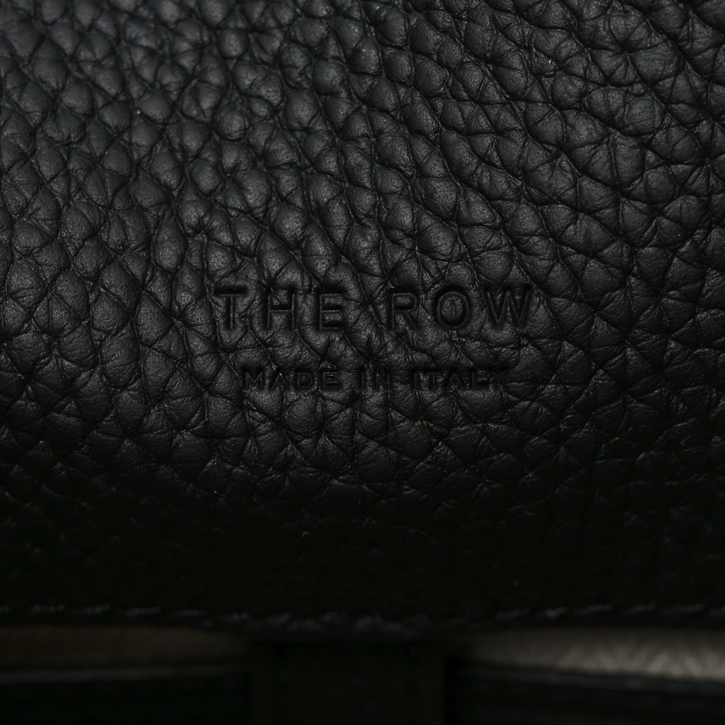 Matte Grained Calfskin Soft Margaux 15 Black