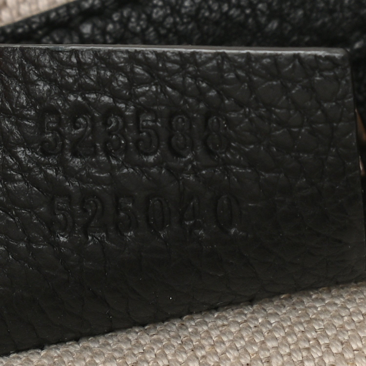 Gucci Grained Calfskin Logo Half Moon Hobo Black 7 of 9