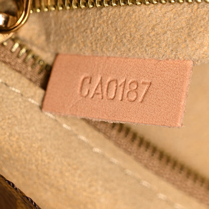 Louis Vuitton Monogram Artsy MM 7 of 13