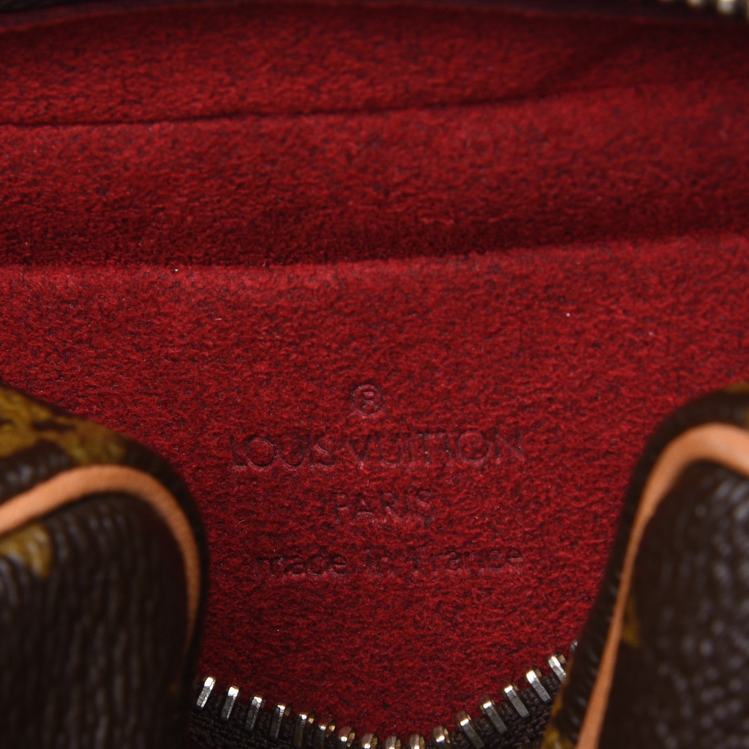 Louis Vuitton Monogram Wapity 6 of 6