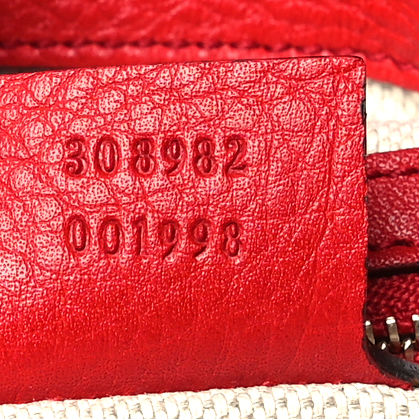 Pebbled Calfskin Medium Soho Chain Shoulder Bag Tabasco Red