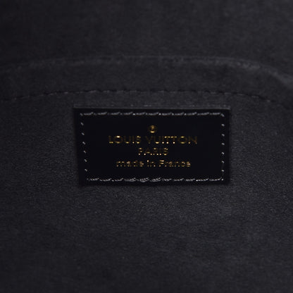 Louis Vuitton Reverse Monogram Bento Box EW 7 of 9
