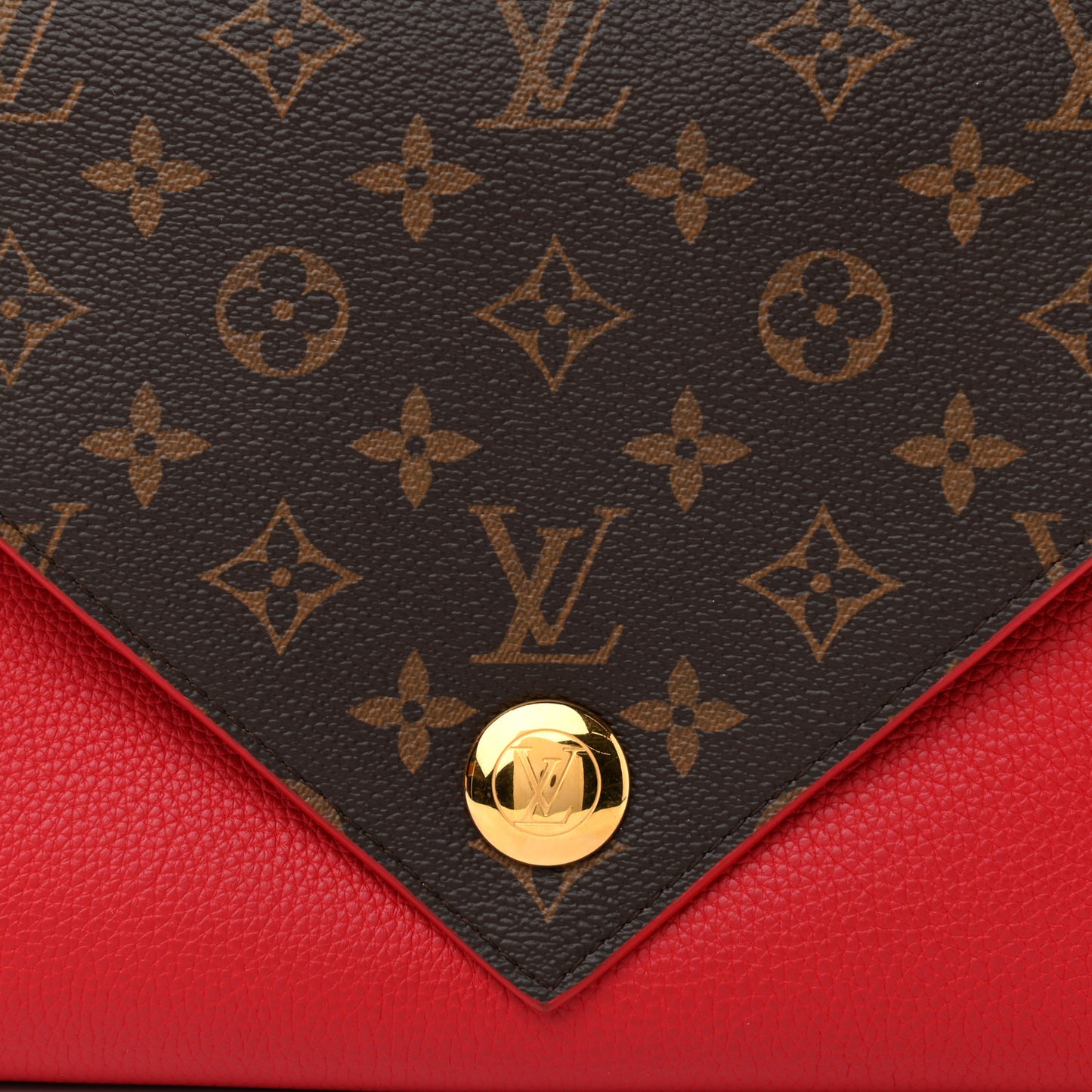 Grained Calfskin Monogram Double V Rubis