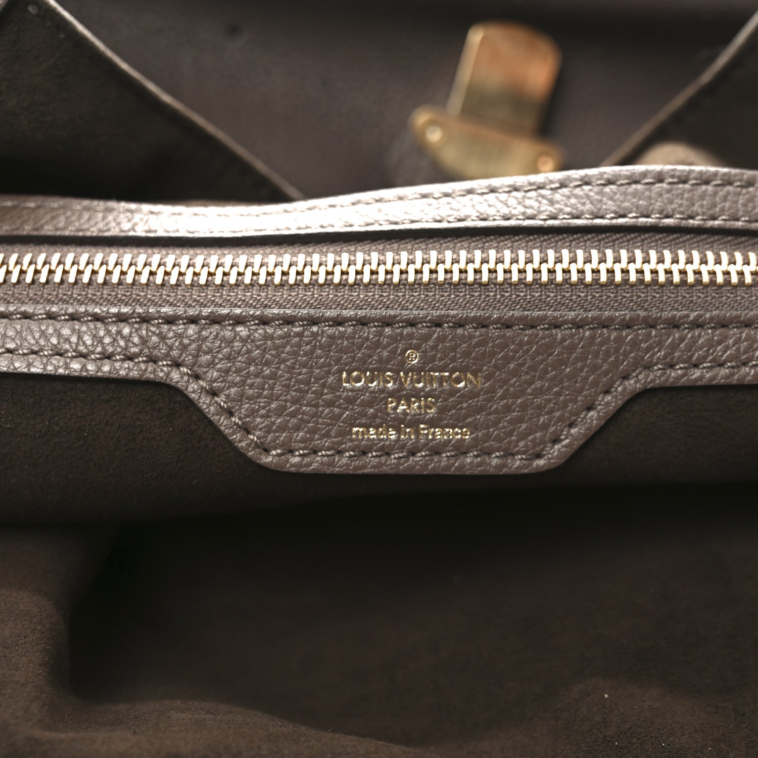 Louis Vuitton Mahina L Chocolate 6 of 9