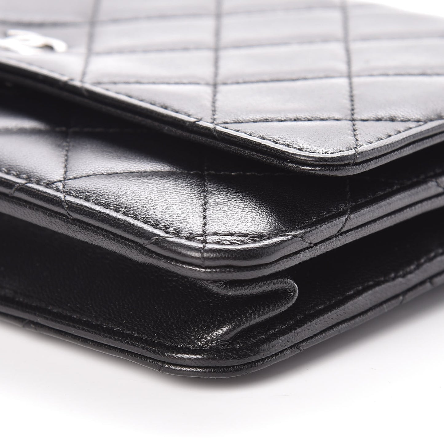 Lambskin Quilted Wallet On Chain WOC Black