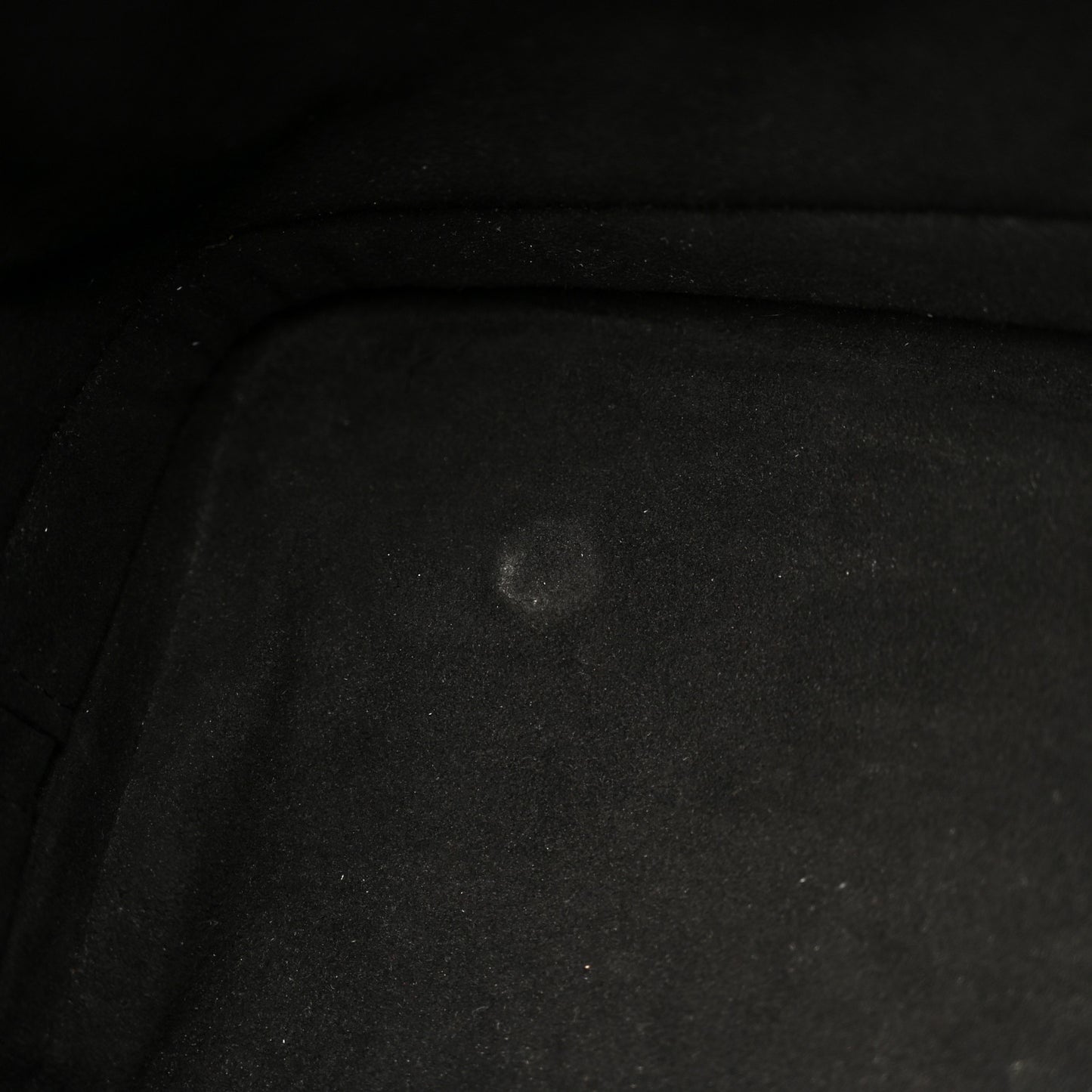 Monogram Sequins Eclipse Alma Black