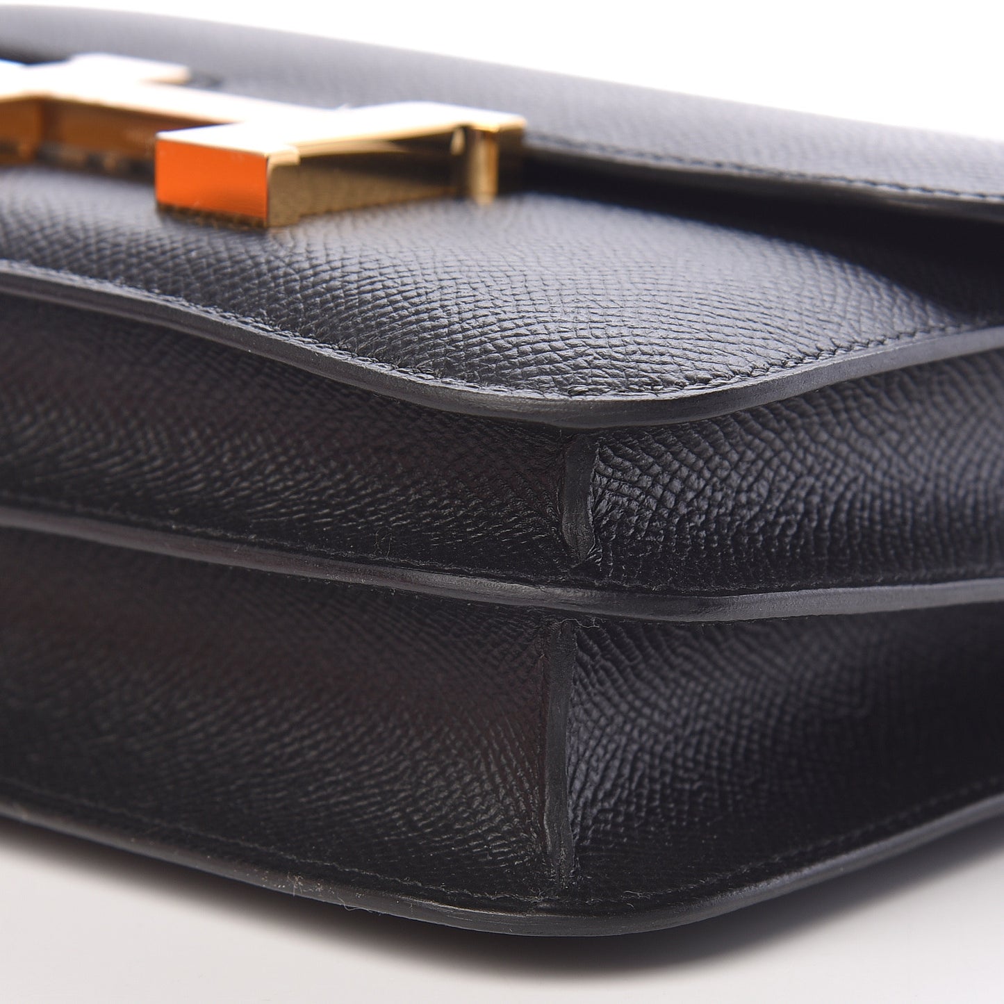 Epsom Constance 18 Black