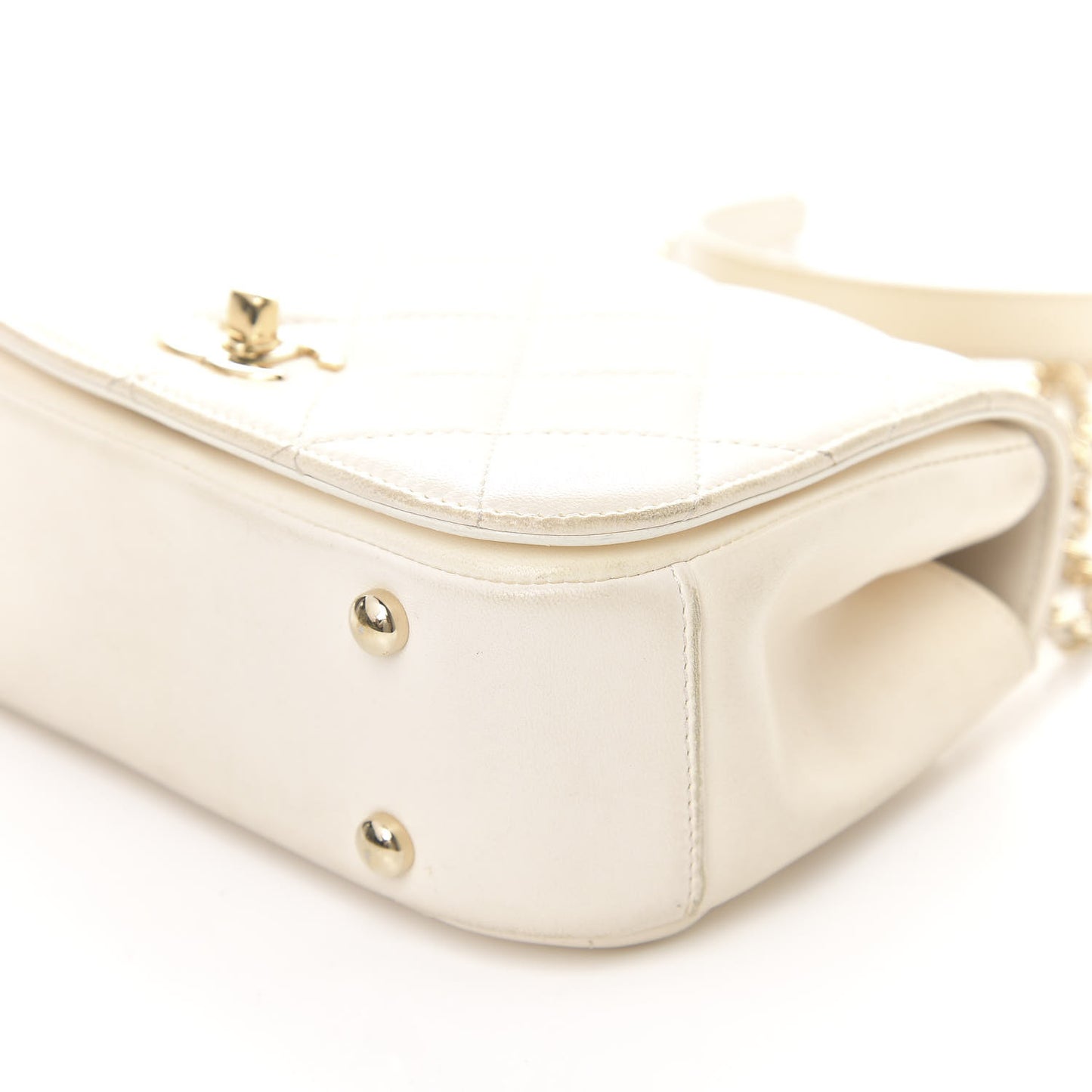 Lambskin Mini Carry Chic Flap White