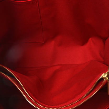 Louis Vuitton Reverse Monogram Giant Onthego Voyage 6 of 10