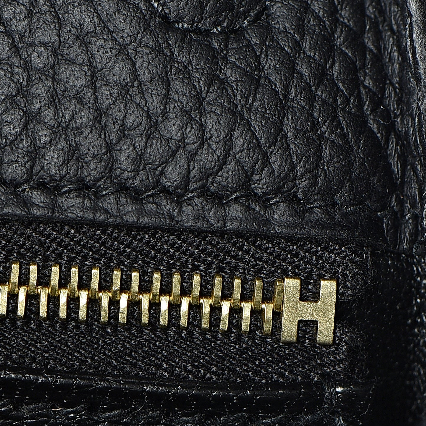 Togo Matte Alligator Kelly Retourne Touch 28 Black
