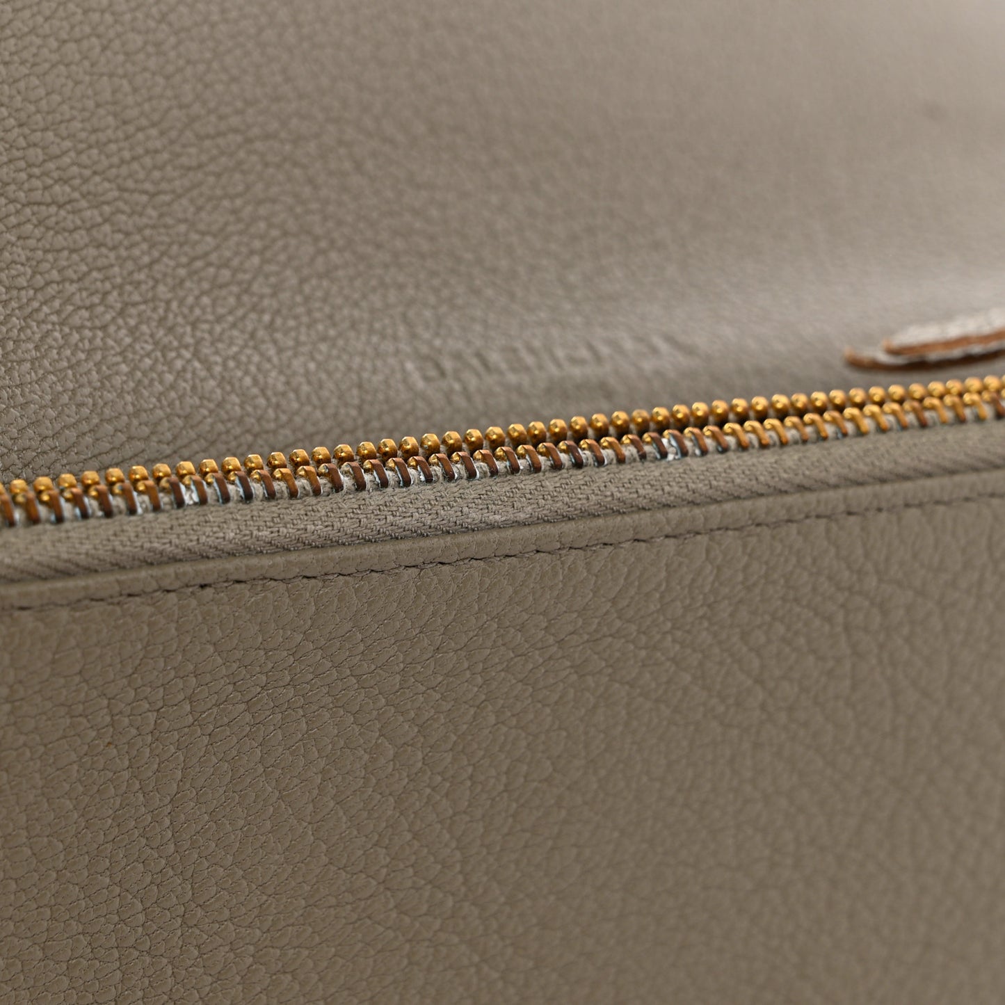 Chevre Gold Metallic Edge Hardware Zip Around Wallet Gris Taupe
