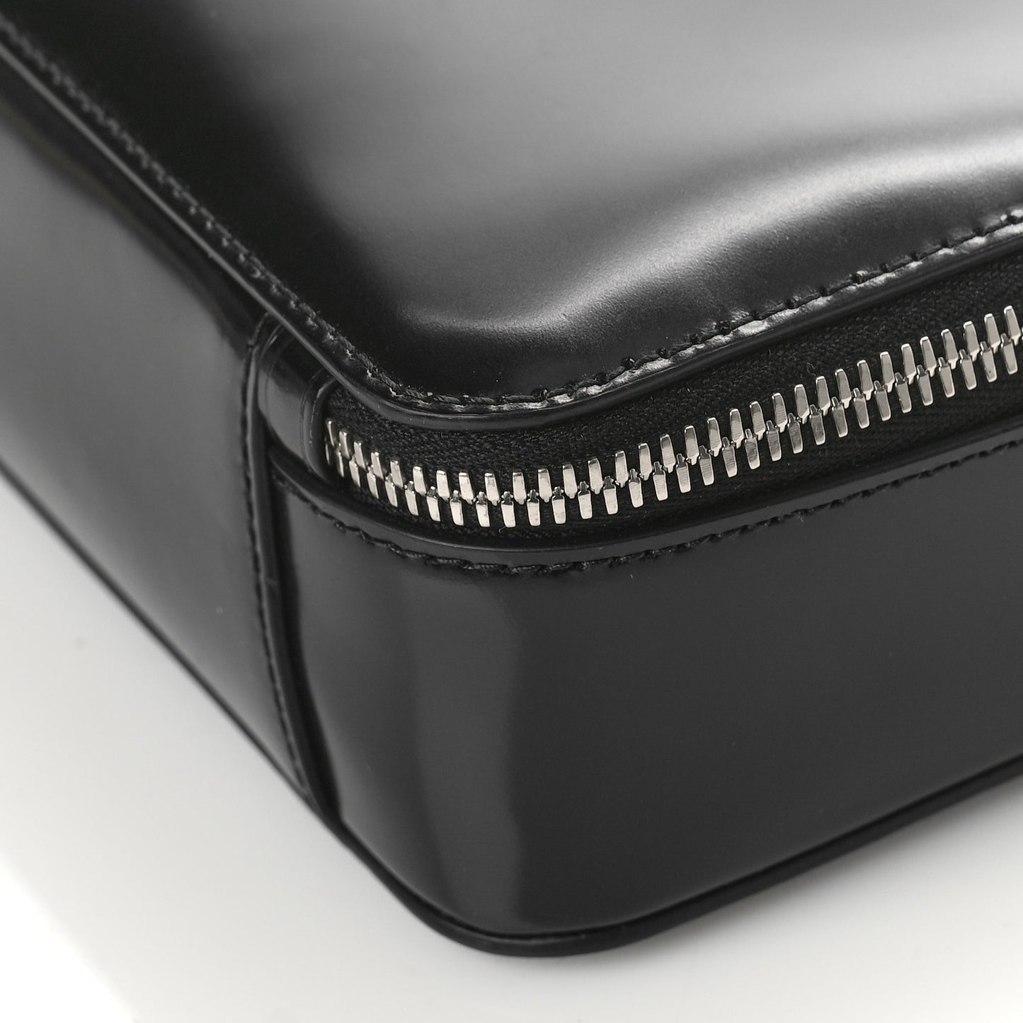 Spazzolato Medium Brique Crossbody Bag Black
