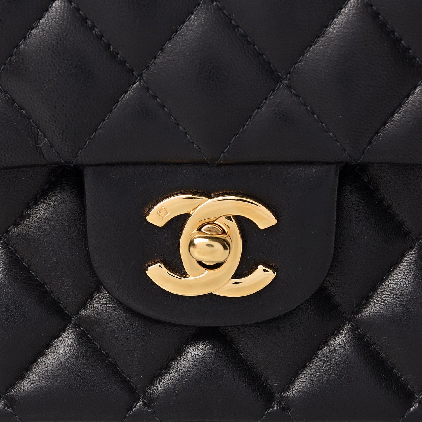 Lambskin Quilted Medium Double Flap Black