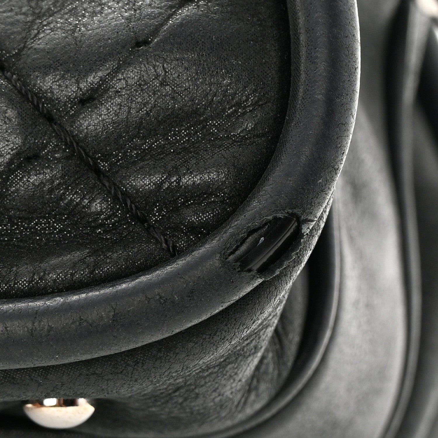 Chanel Iridescent Calfskin Quilted Relax CC Camera Case Black 12 of 18
